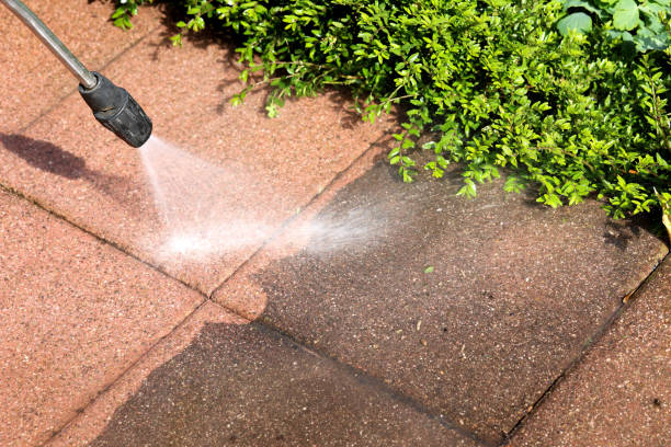 Best Commercial Pressure Washing  in Oconto Falls, WI